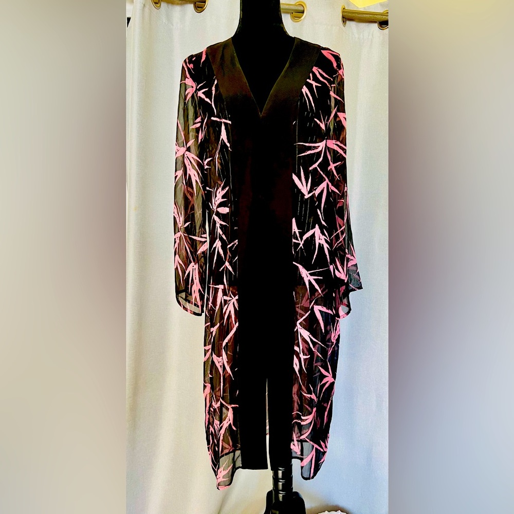 BCBG Max Azria Womens Robe/Kimono Metallic Printed Casual